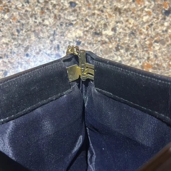 VINTAGE 1950’s ANDE Black genuine Leather handbag, Gold chain strap - Picture 9 of 9